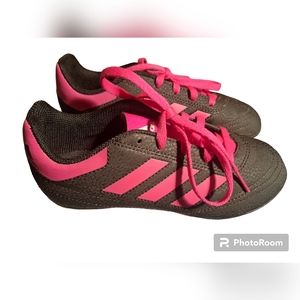 adidas Kids Sneakers in Gray and Pink
